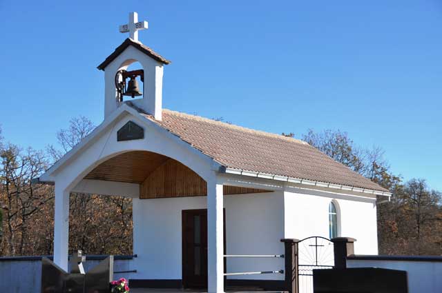 kapelica5.jpg